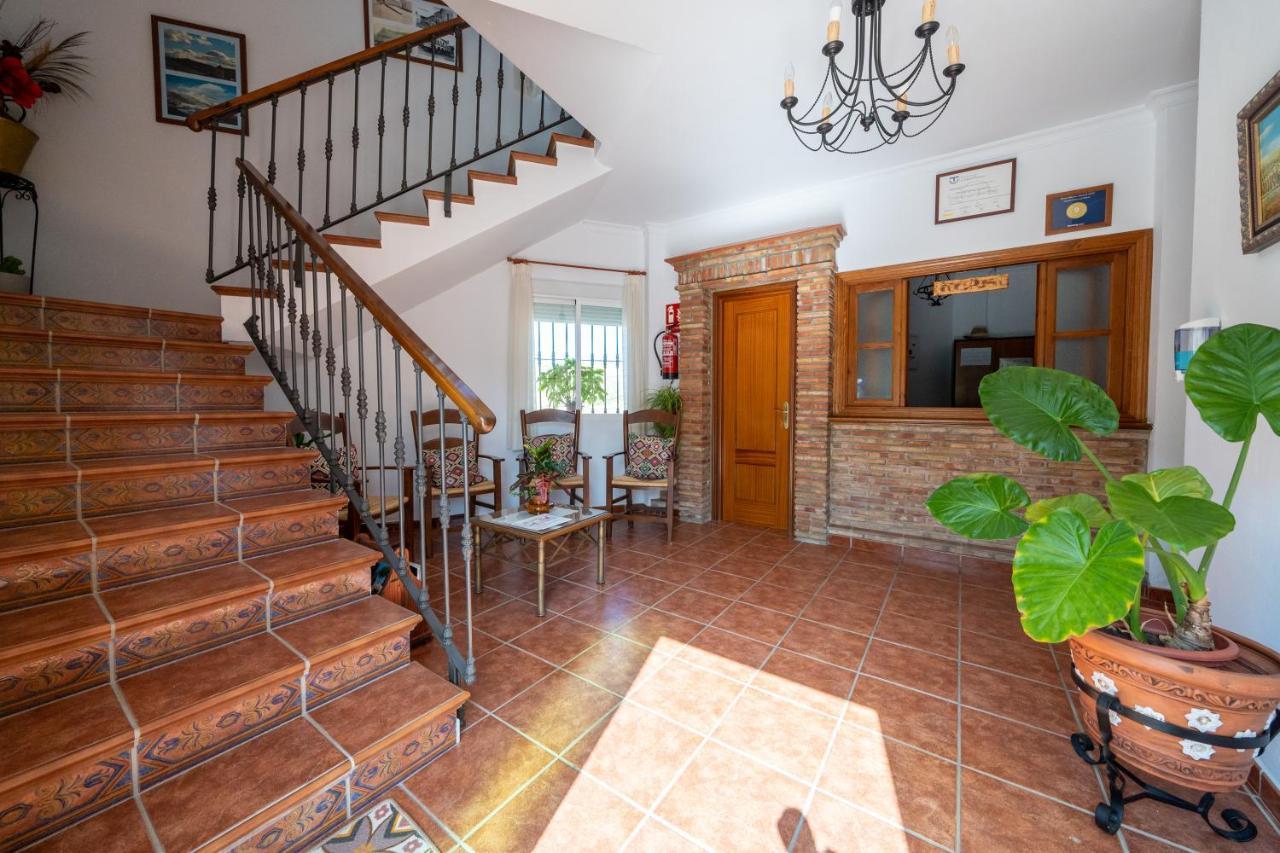Valle de Abdalagís Hostal Vista A La Sierra מראה חיצוני תמונה